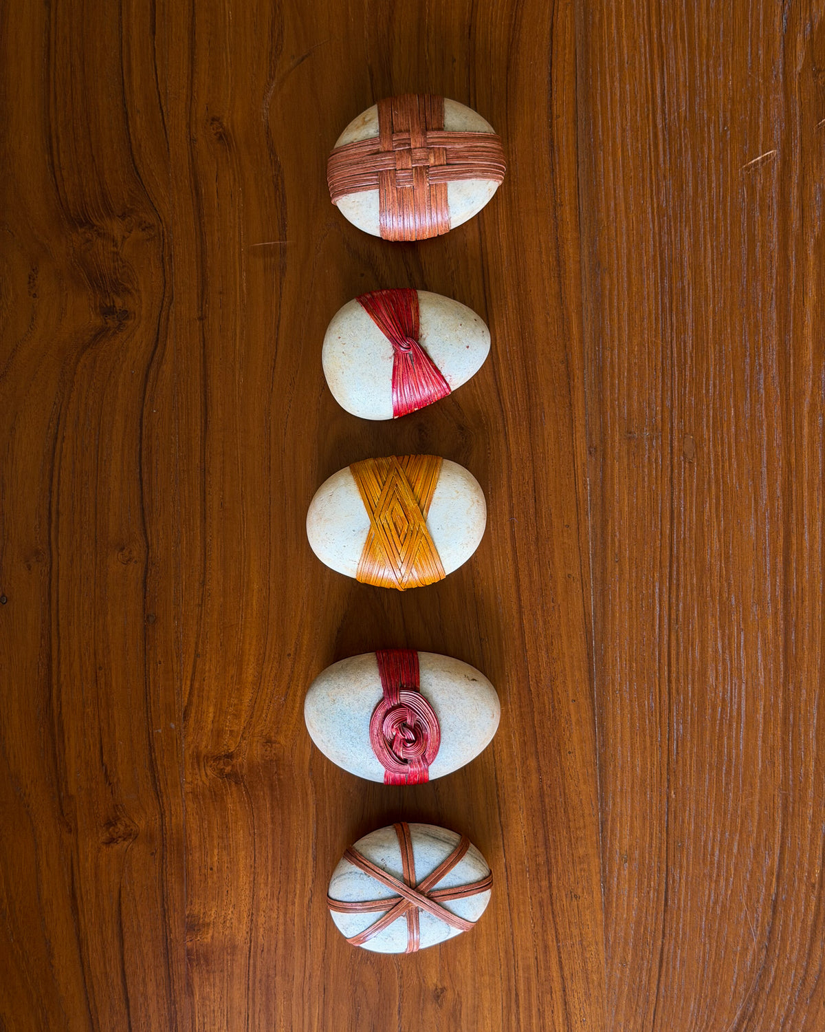 Cane-Wrapped Pebbles, Set of 5: Multicolour / White