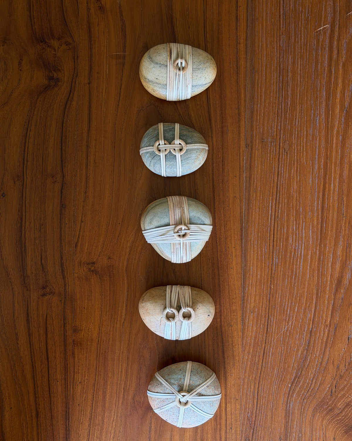 Cane-Wrapped Pebbles - Set of 5: Natural / White